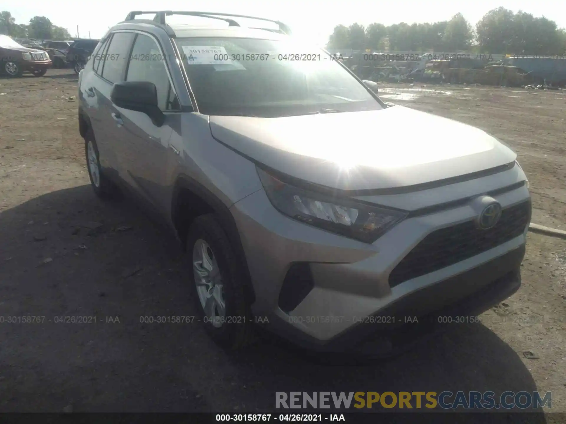 1 Photograph of a damaged car 2T3LWRFV3KW023824 TOYOTA RAV4 2019