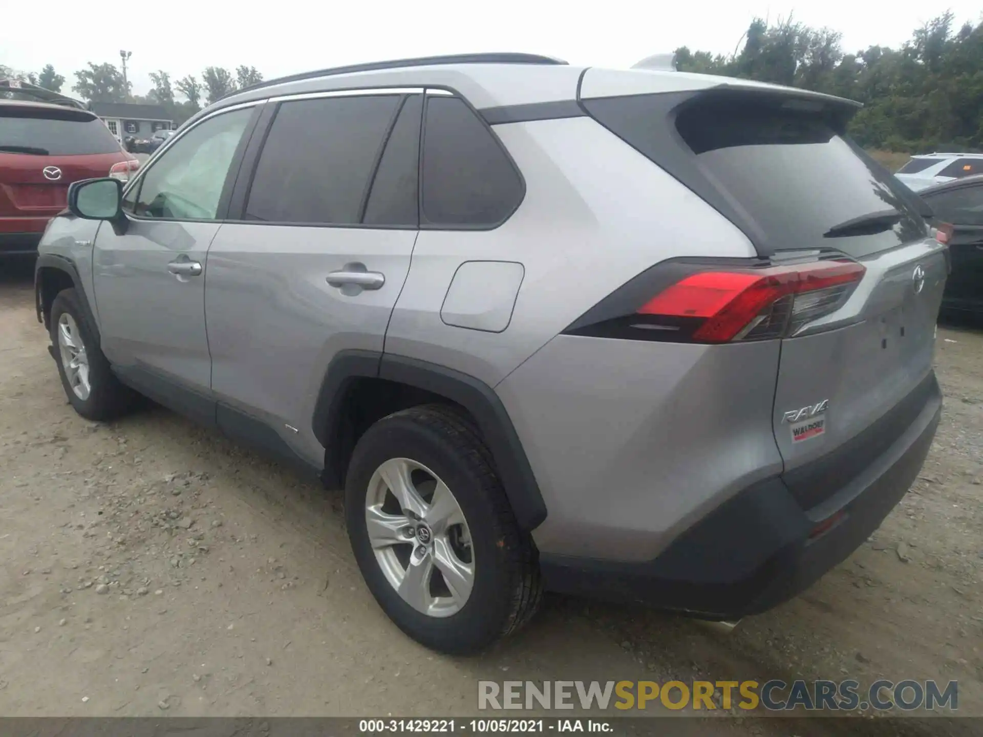 3 Photograph of a damaged car 2T3LWRFV5KW011691 TOYOTA RAV4 2019