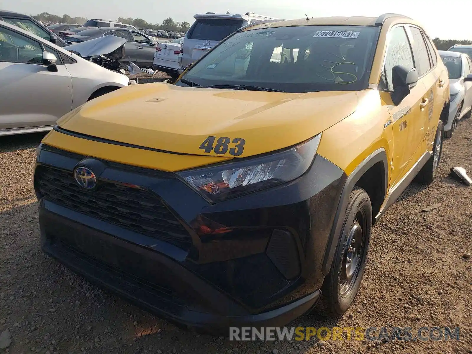 2 Photograph of a damaged car 2T3LWRFV6KW016687 TOYOTA RAV4 2019