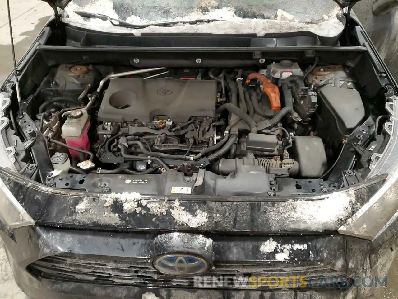 13 Photograph of a damaged car 2T3LWRFV7KW036060 TOYOTA RAV4 2019