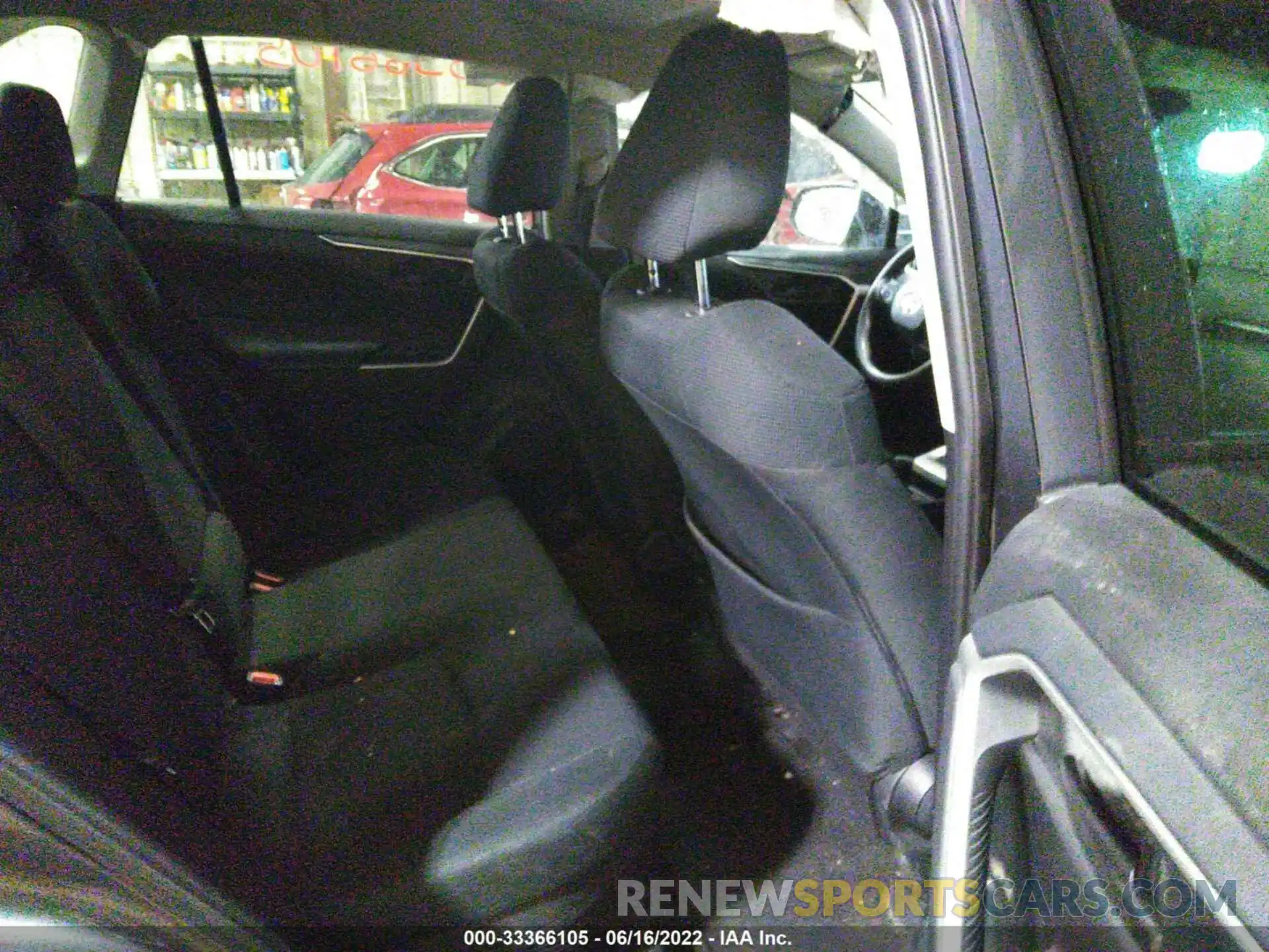 8 Photograph of a damaged car 2T3LWRFV7KW038746 TOYOTA RAV4 2019