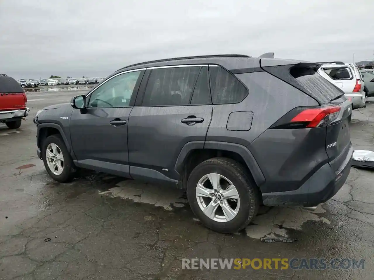 2 Photograph of a damaged car 2T3MWRFV0KW012364 TOYOTA RAV4 2019