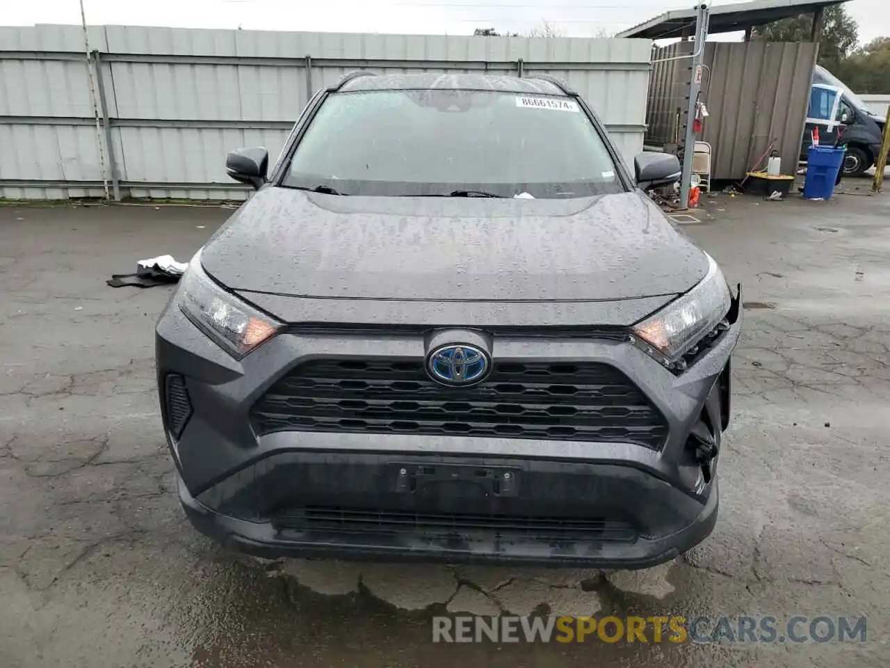 5 Photograph of a damaged car 2T3MWRFV0KW012364 TOYOTA RAV4 2019