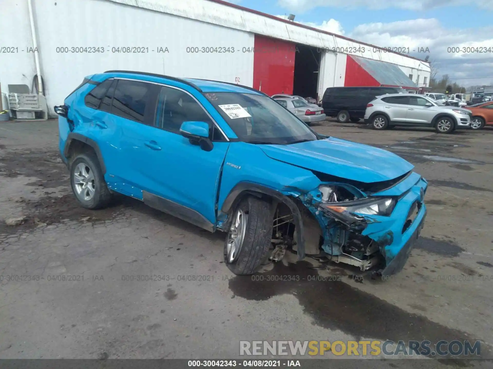 1 Photograph of a damaged car 2T3MWRFV0KW029763 TOYOTA RAV4 2019