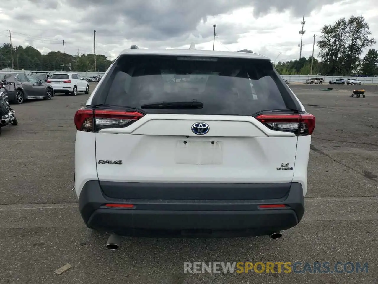 6 Photograph of a damaged car 2T3MWRFV0KW036194 TOYOTA RAV4 2019