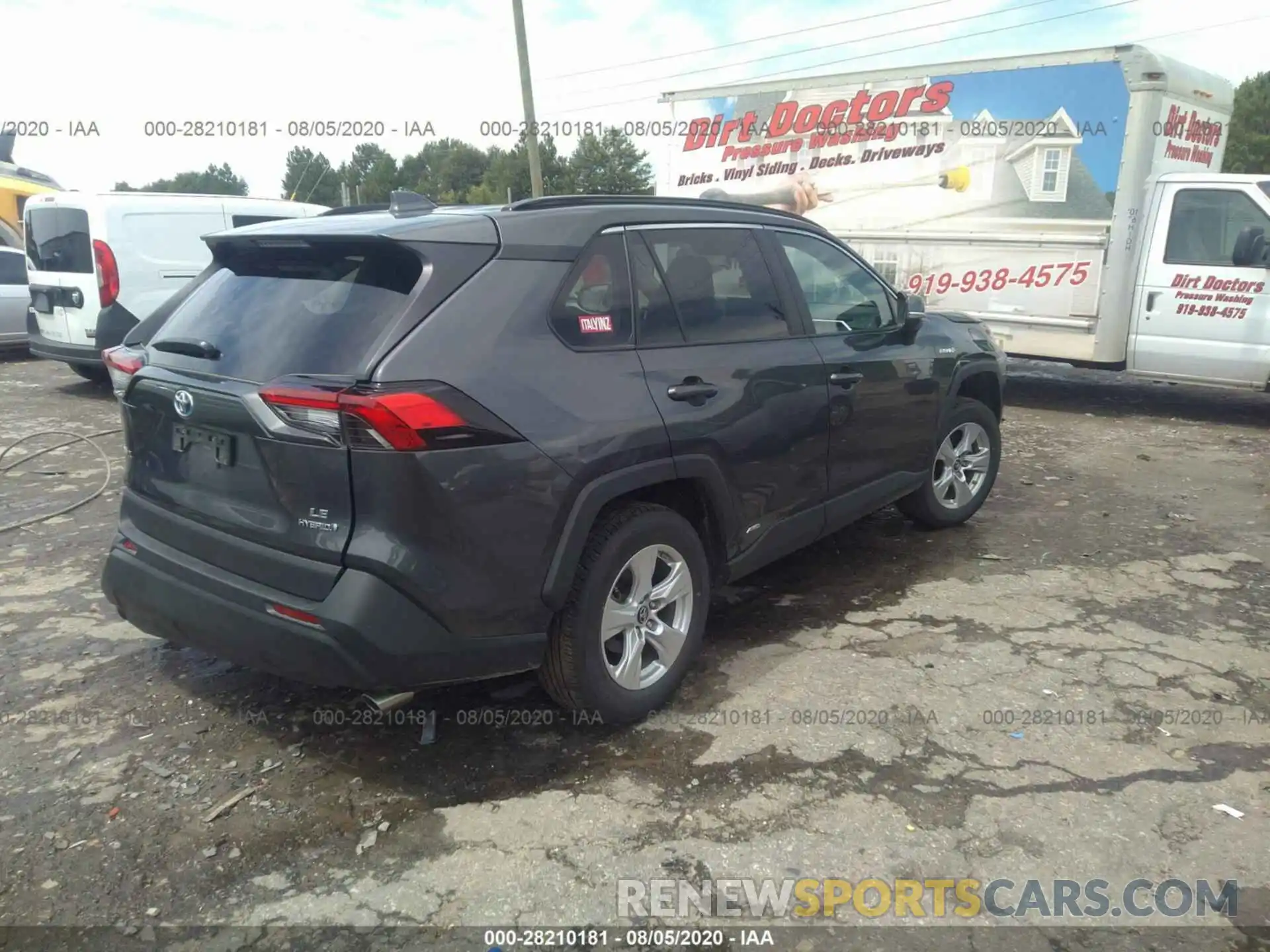 4 Photograph of a damaged car 2T3MWRFV0KW044344 TOYOTA RAV4 2019