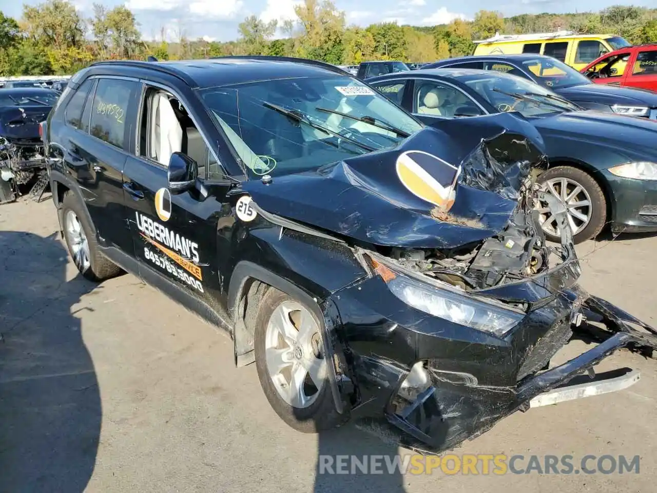 1 Photograph of a damaged car 2T3MWRFV1KW029450 TOYOTA RAV4 2019