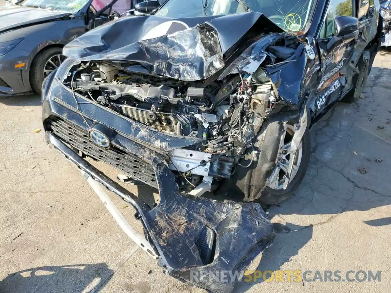 10 Photograph of a damaged car 2T3MWRFV1KW029450 TOYOTA RAV4 2019