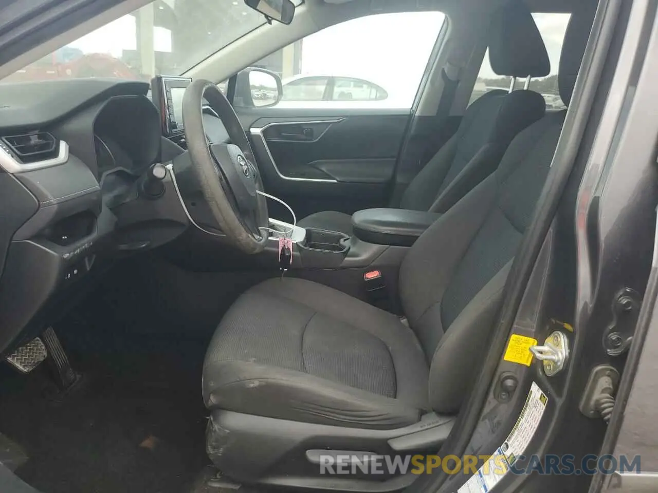 7 Photograph of a damaged car 2T3MWRFV1KW033885 TOYOTA RAV4 2019