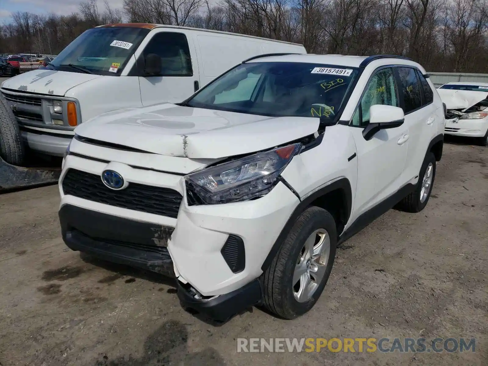 2 Photograph of a damaged car 2T3MWRFV1KW042649 TOYOTA RAV4 2019