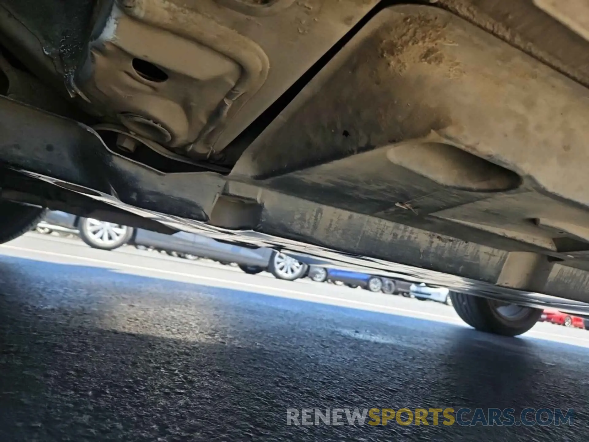 17 Photograph of a damaged car 2T3MWRFV2KW021633 TOYOTA RAV4 2019