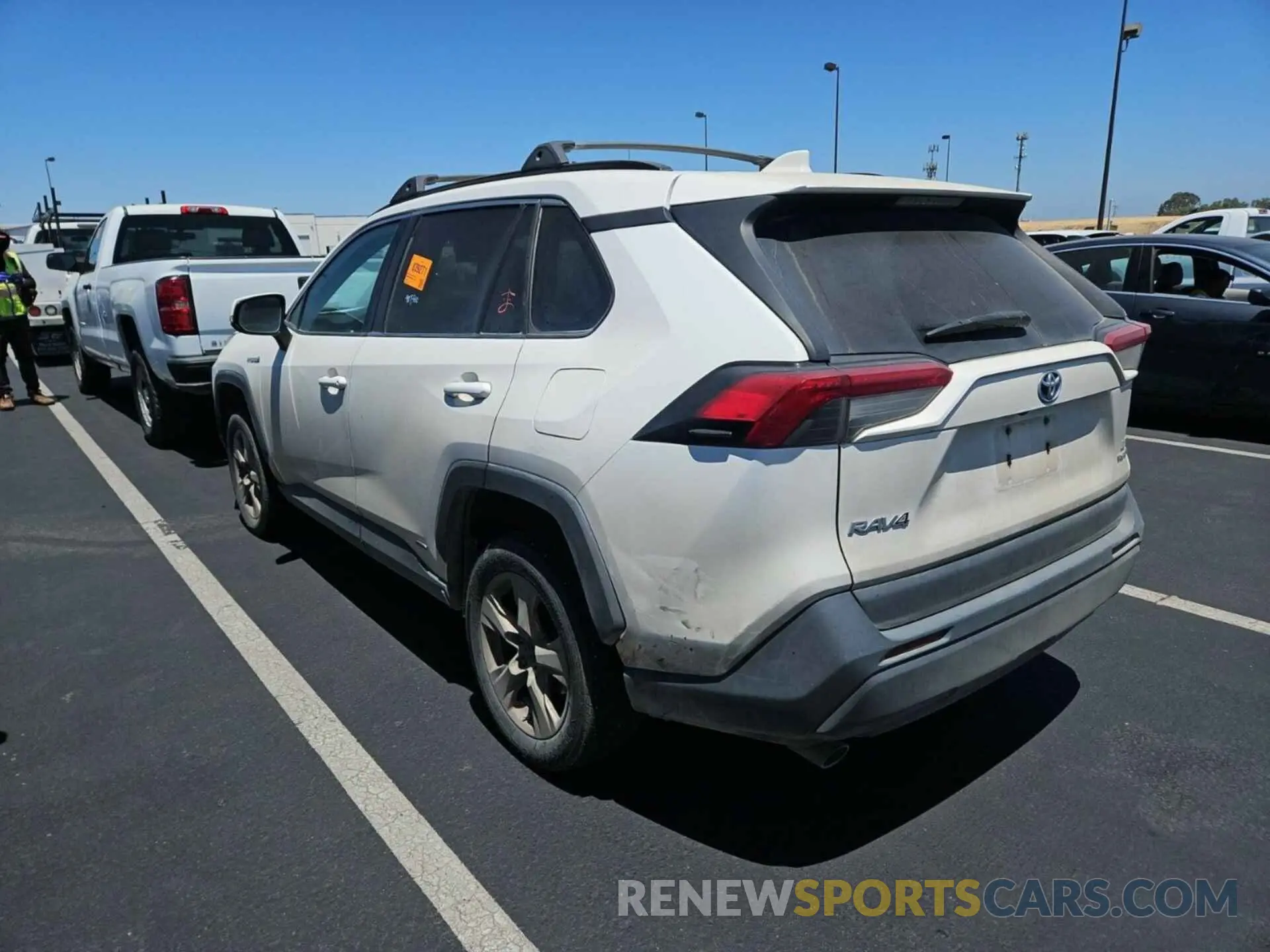 26 Photograph of a damaged car 2T3MWRFV2KW021633 TOYOTA RAV4 2019