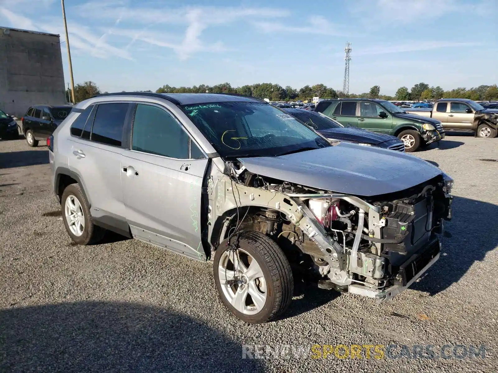 1 Photograph of a damaged car 2T3MWRFV2KW021969 TOYOTA RAV4 2019