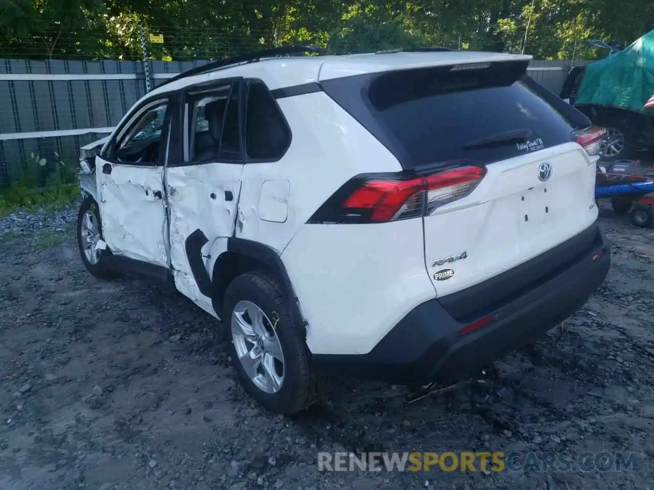 3 Photograph of a damaged car 2T3MWRFV2KW043244 TOYOTA RAV4 2019