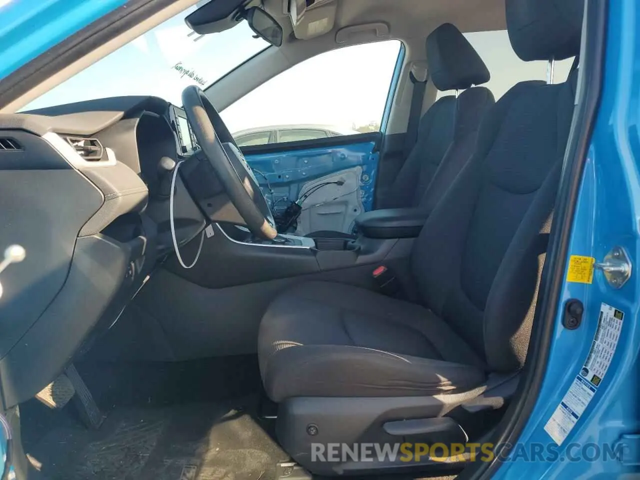 7 Photograph of a damaged car 2T3MWRFV3KW036187 TOYOTA RAV4 2019
