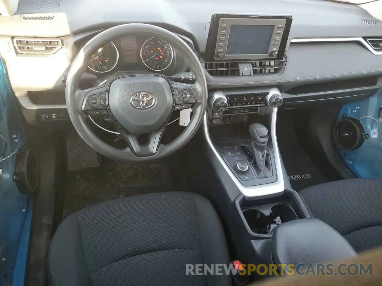 8 Photograph of a damaged car 2T3MWRFV3KW036187 TOYOTA RAV4 2019