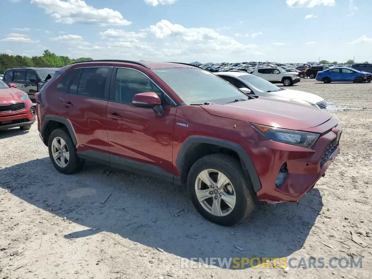4 Photograph of a damaged car 2T3MWRFV3KW039171 TOYOTA RAV4 2019