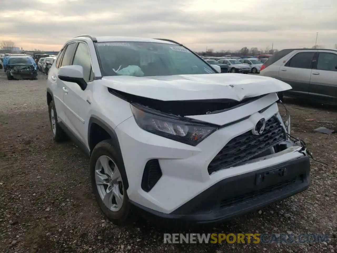 1 Photograph of a damaged car 2T3MWRFV4KW013176 TOYOTA RAV4 2019