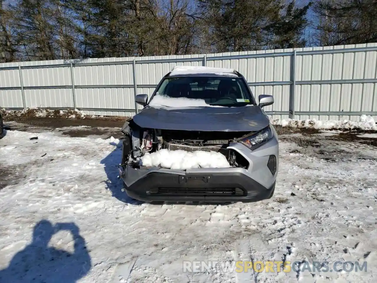 5 Photograph of a damaged car 2T3MWRFV4KW016207 TOYOTA RAV4 2019