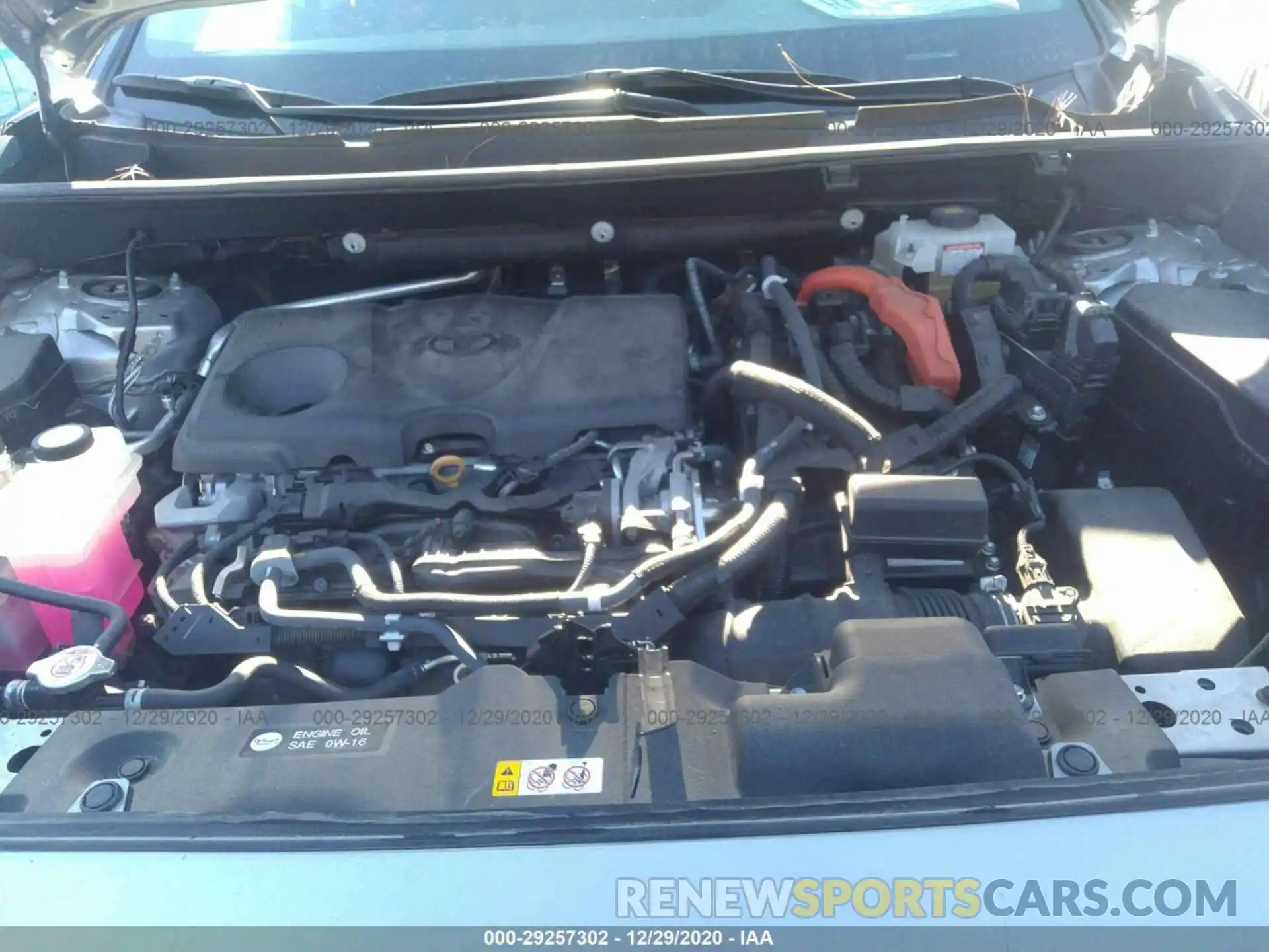 10 Photograph of a damaged car 2T3MWRFV4KW033735 TOYOTA RAV4 2019