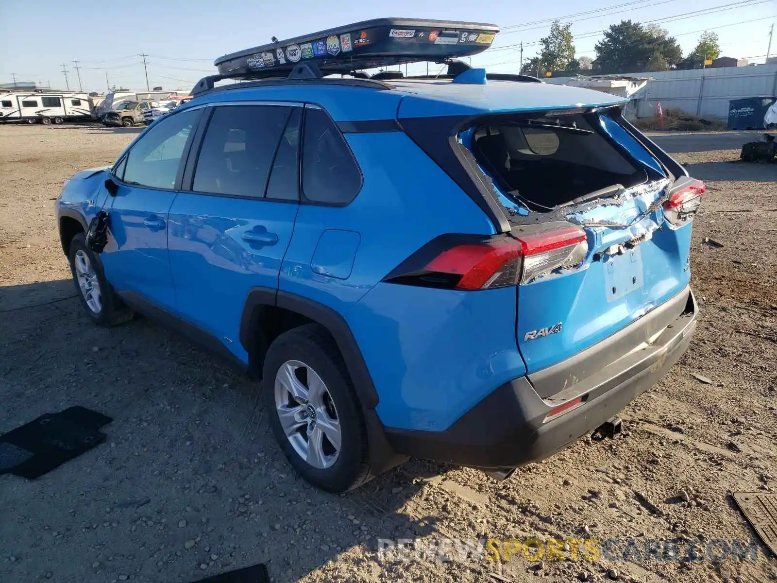 3 Photograph of a damaged car 2T3MWRFV4KW041916 TOYOTA RAV4 2019