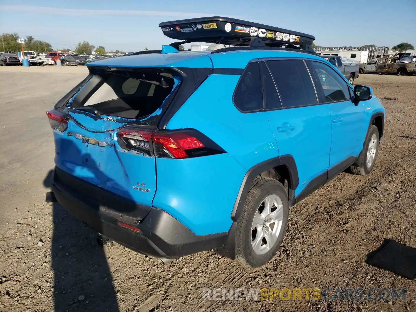 4 Photograph of a damaged car 2T3MWRFV4KW041916 TOYOTA RAV4 2019