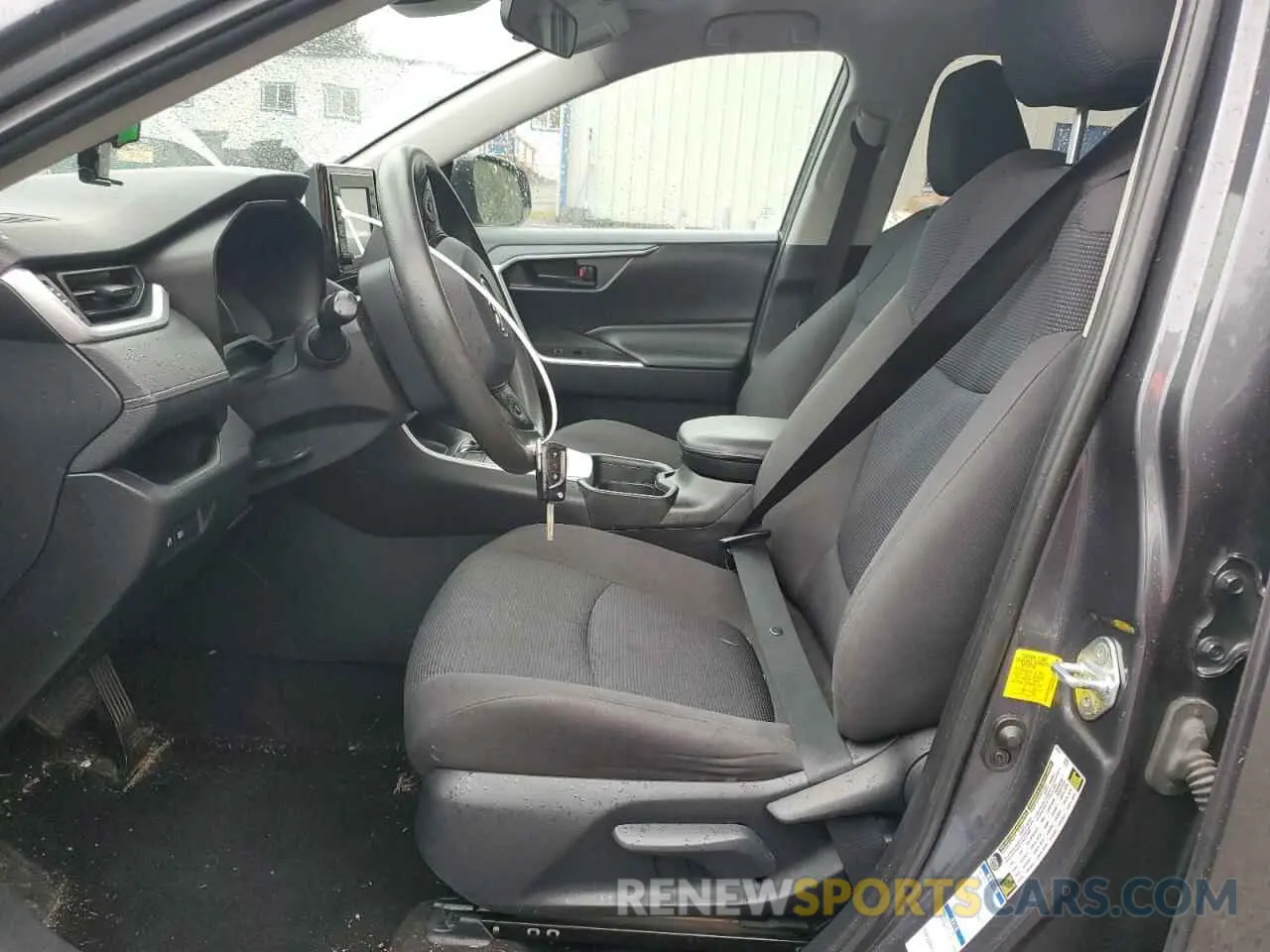 7 Photograph of a damaged car 2T3MWRFV5KW004440 TOYOTA RAV4 2019