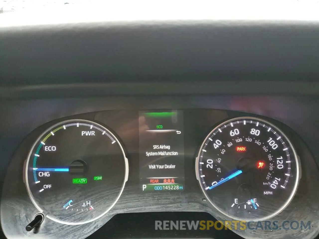 9 Photograph of a damaged car 2T3MWRFV5KW004440 TOYOTA RAV4 2019