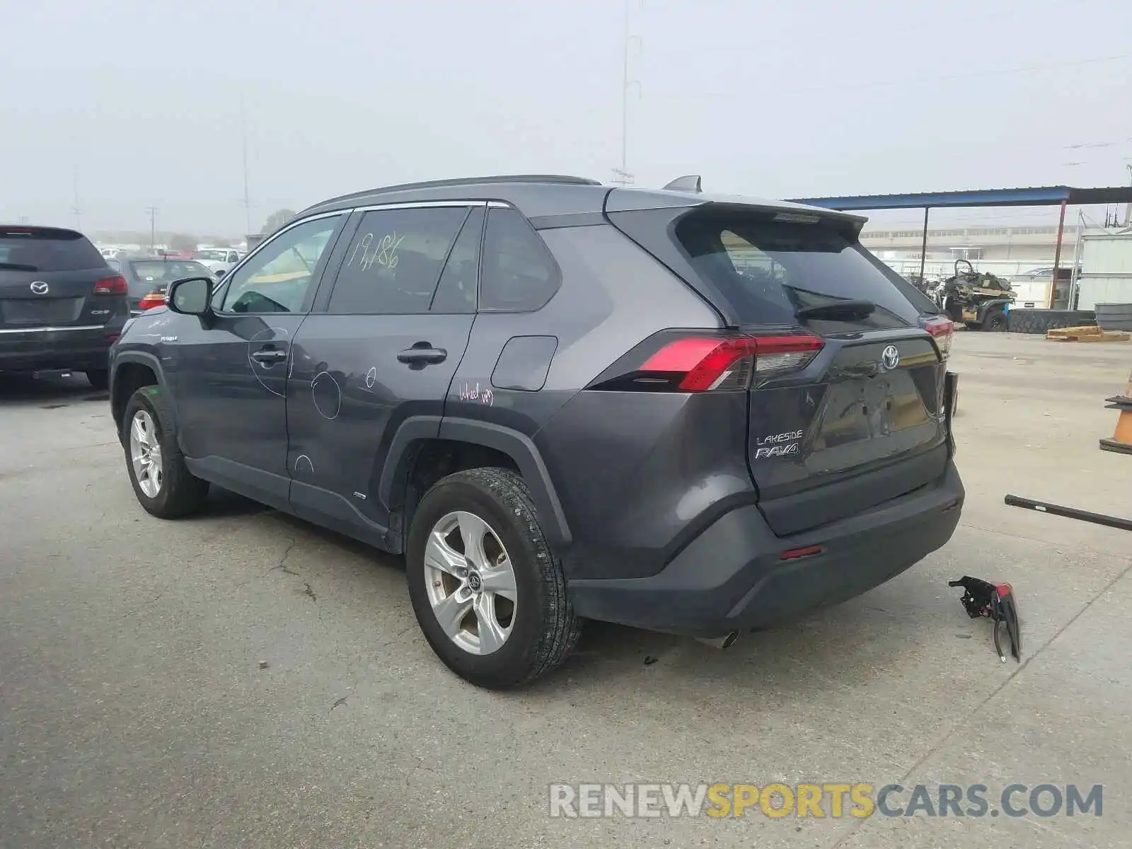 3 Photograph of a damaged car 2T3MWRFV5KW006107 TOYOTA RAV4 2019