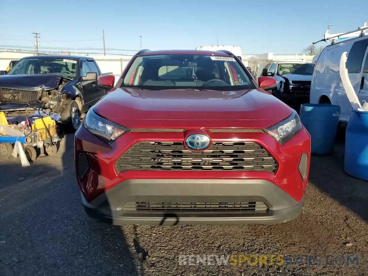 5 Photograph of a damaged car 2T3MWRFV5KW034313 TOYOTA RAV4 2019