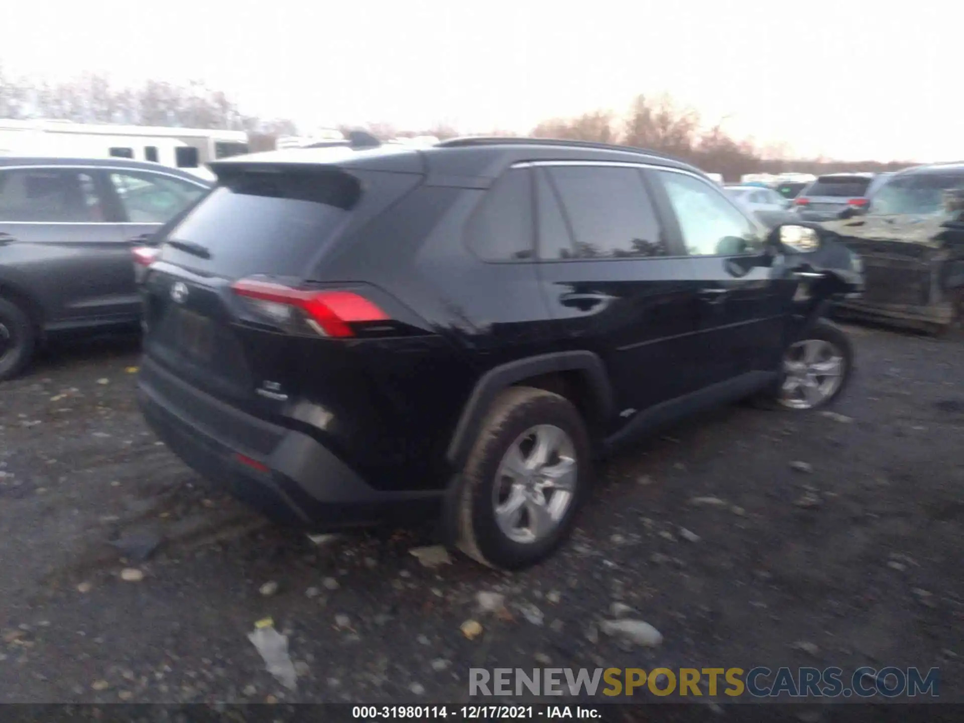 4 Photograph of a damaged car 2T3MWRFV6KW008481 TOYOTA RAV4 2019