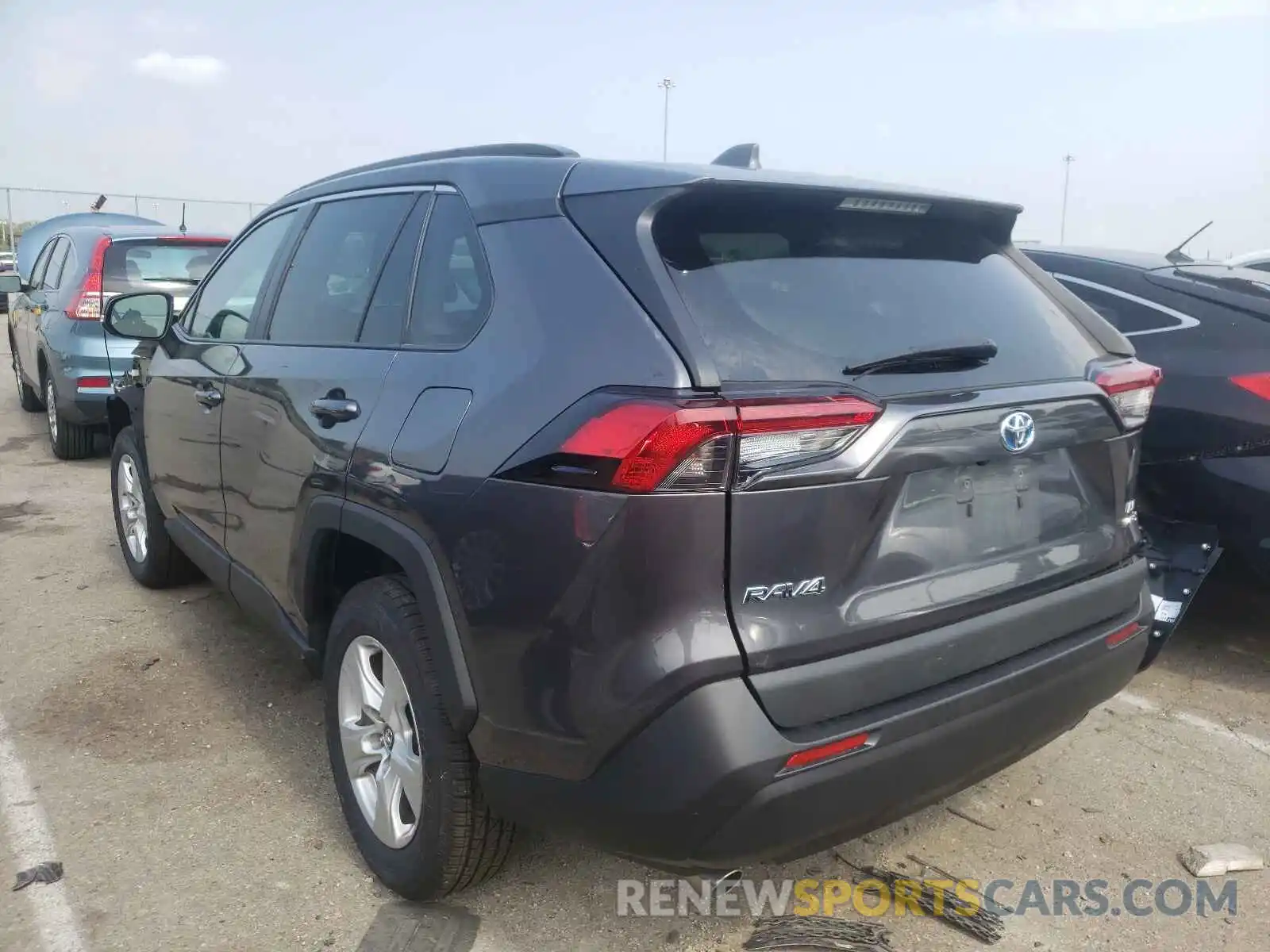 3 Photograph of a damaged car 2T3MWRFV6KW024826 TOYOTA RAV4 2019