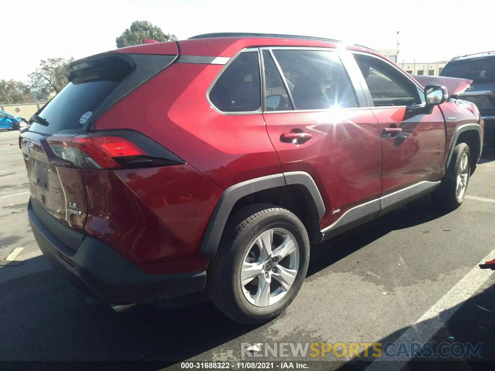 4 Photograph of a damaged car 2T3MWRFV8KW036184 TOYOTA RAV4 2019