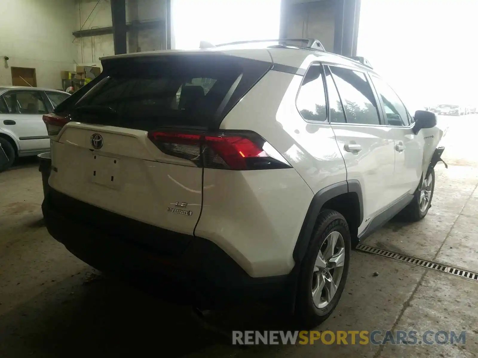 4 Photograph of a damaged car 2T3MWRFV9KW028756 TOYOTA RAV4 2019