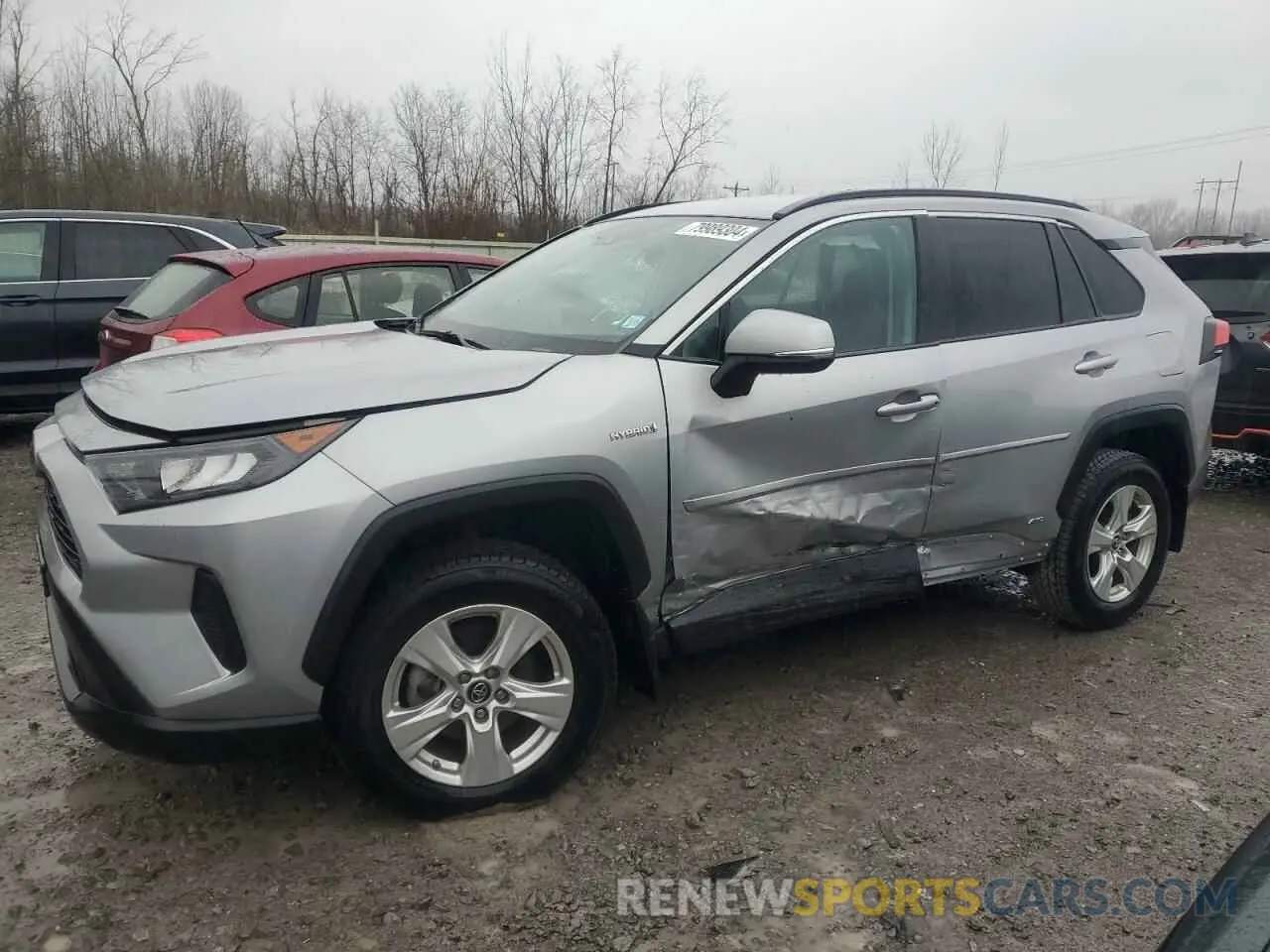 1 Photograph of a damaged car 2T3MWRFVXKW006300 TOYOTA RAV4 2019