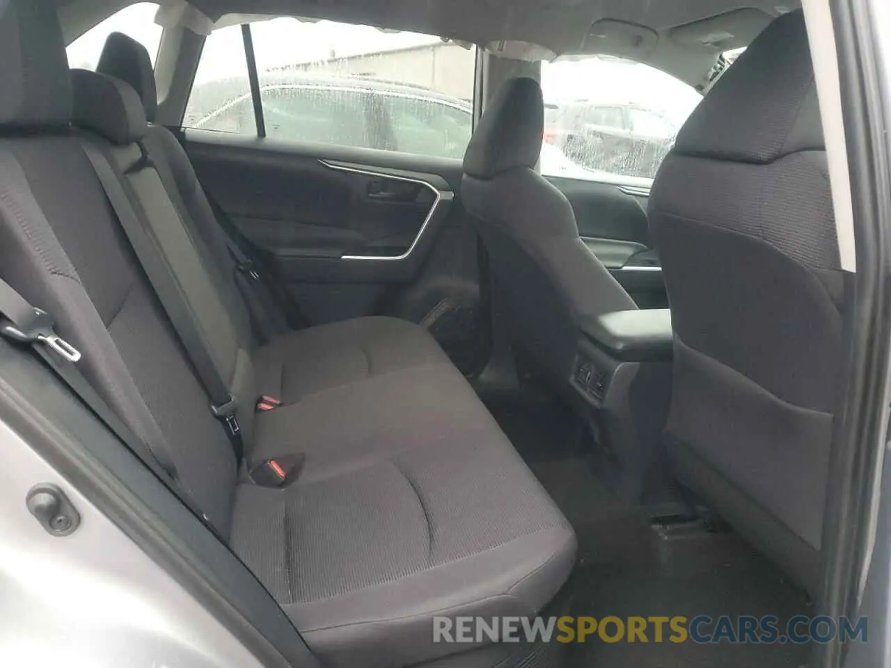 11 Photograph of a damaged car 2T3MWRFVXKW006300 TOYOTA RAV4 2019
