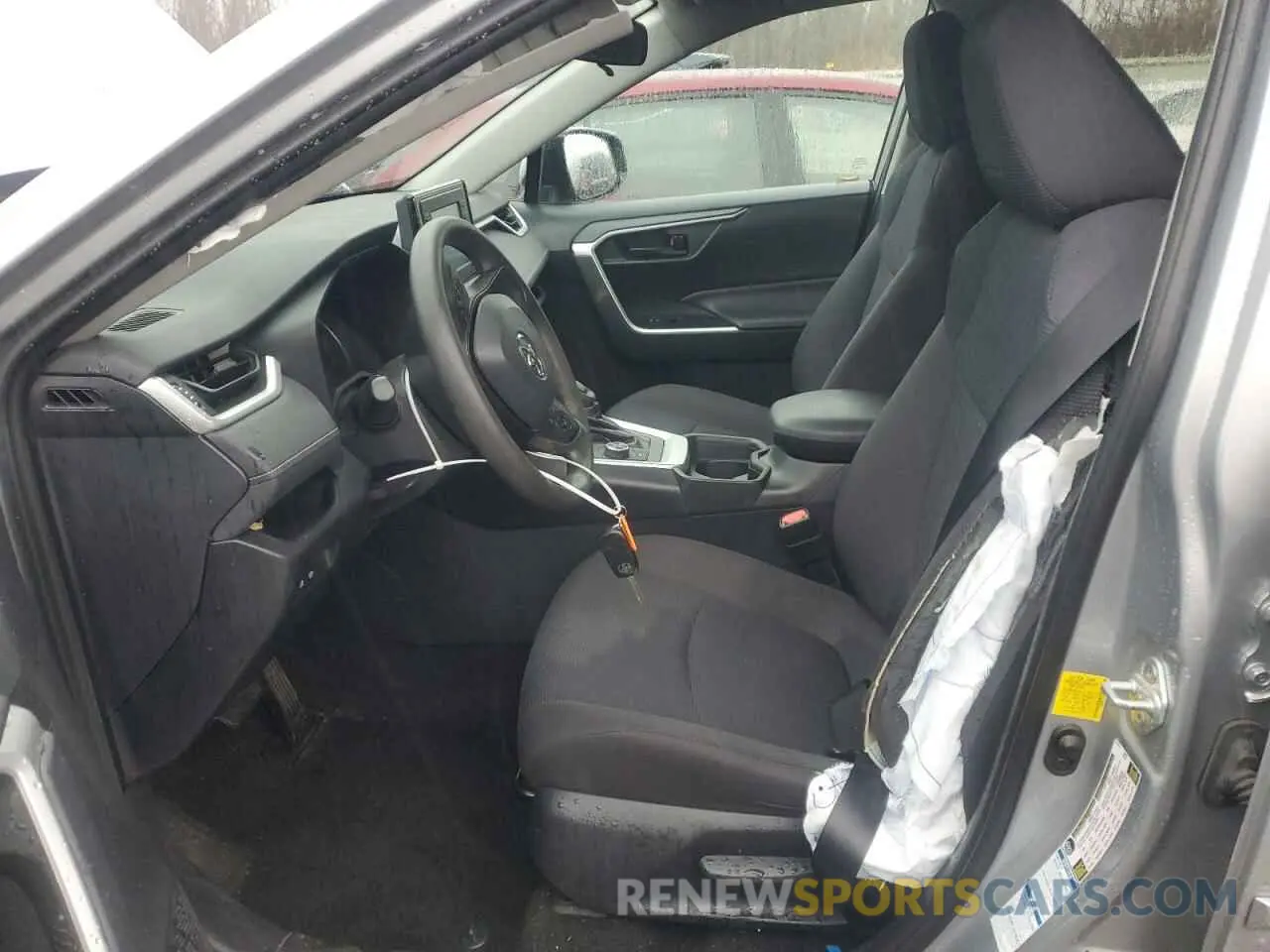 7 Photograph of a damaged car 2T3MWRFVXKW006300 TOYOTA RAV4 2019