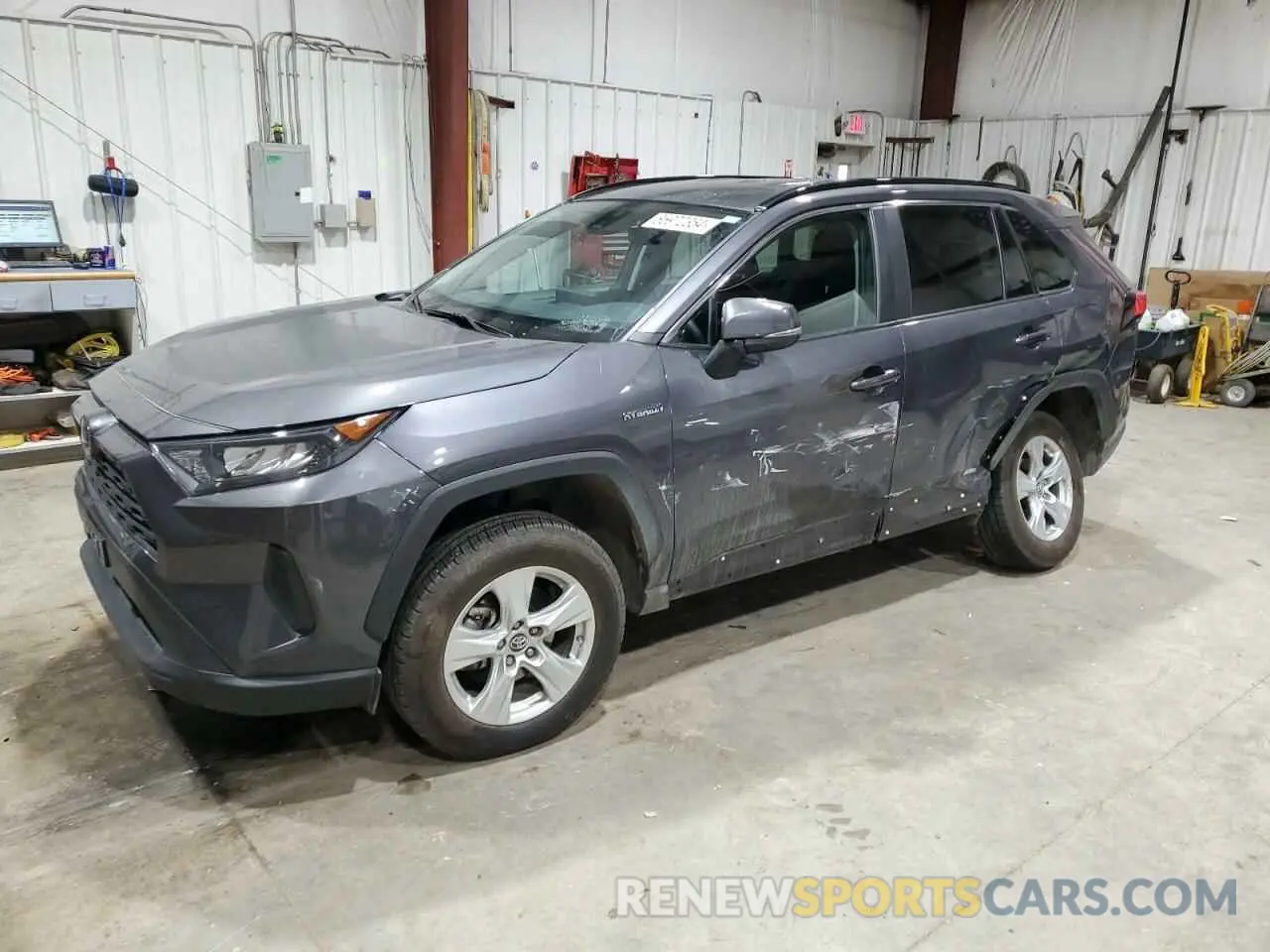 1 Photograph of a damaged car 2T3MWRFVXKW034713 TOYOTA RAV4 2019