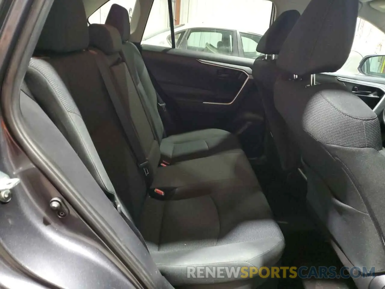11 Photograph of a damaged car 2T3MWRFVXKW034713 TOYOTA RAV4 2019