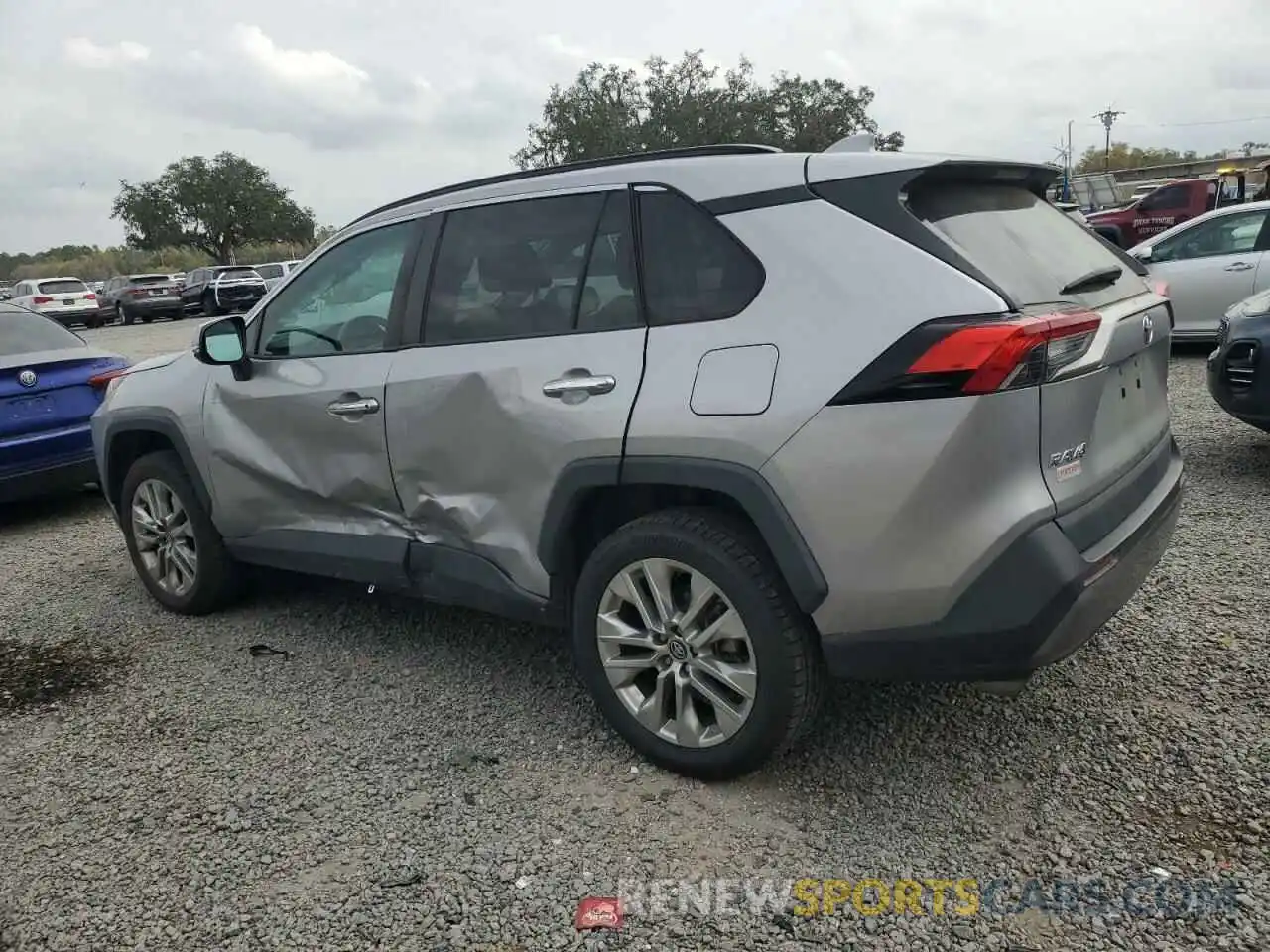 2 Photograph of a damaged car 2T3N1RFV1KC045751 TOYOTA RAV4 2019