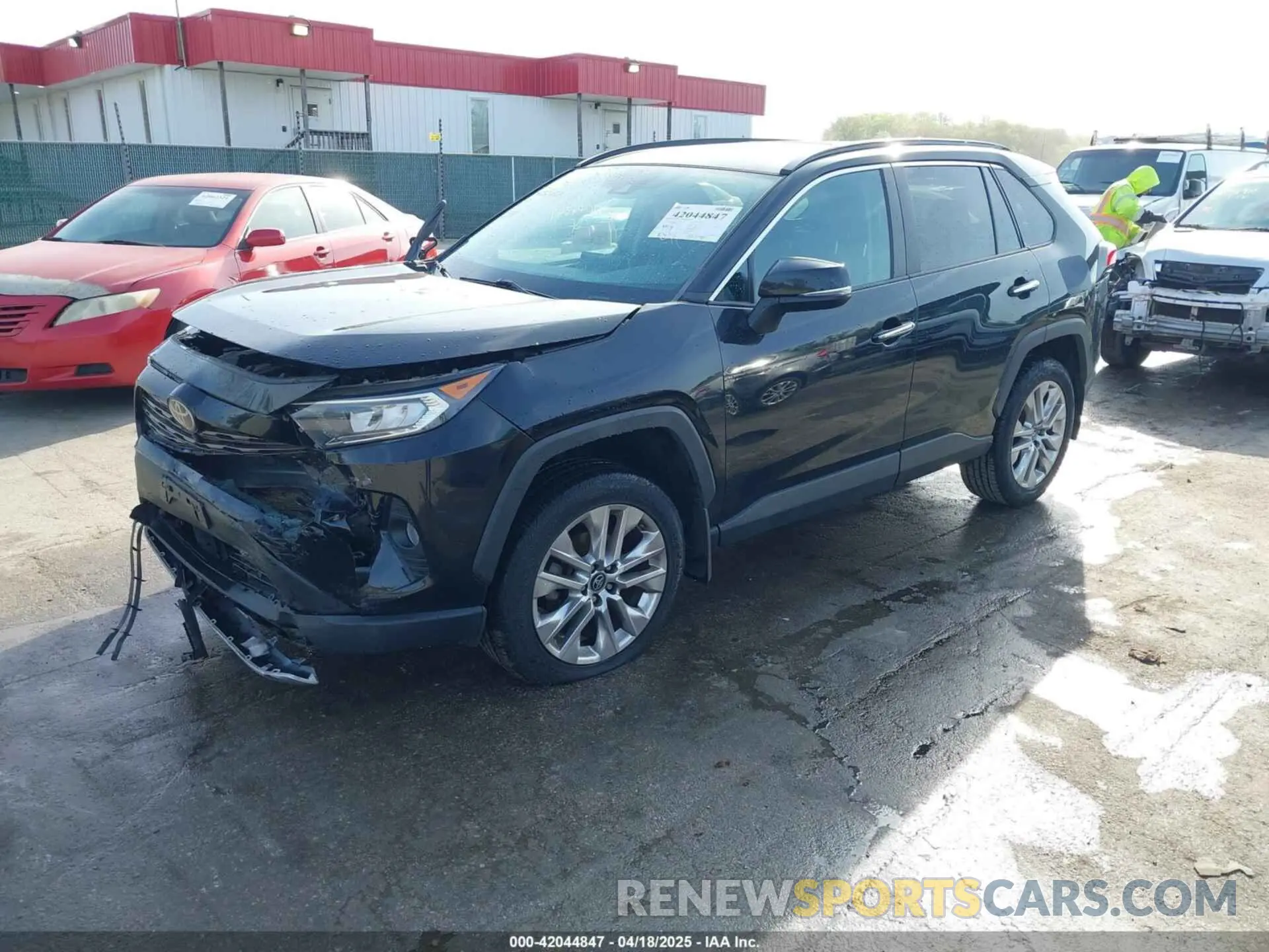2 Photograph of a damaged car 2T3N1RFV2KC039246 TOYOTA RAV4 2019