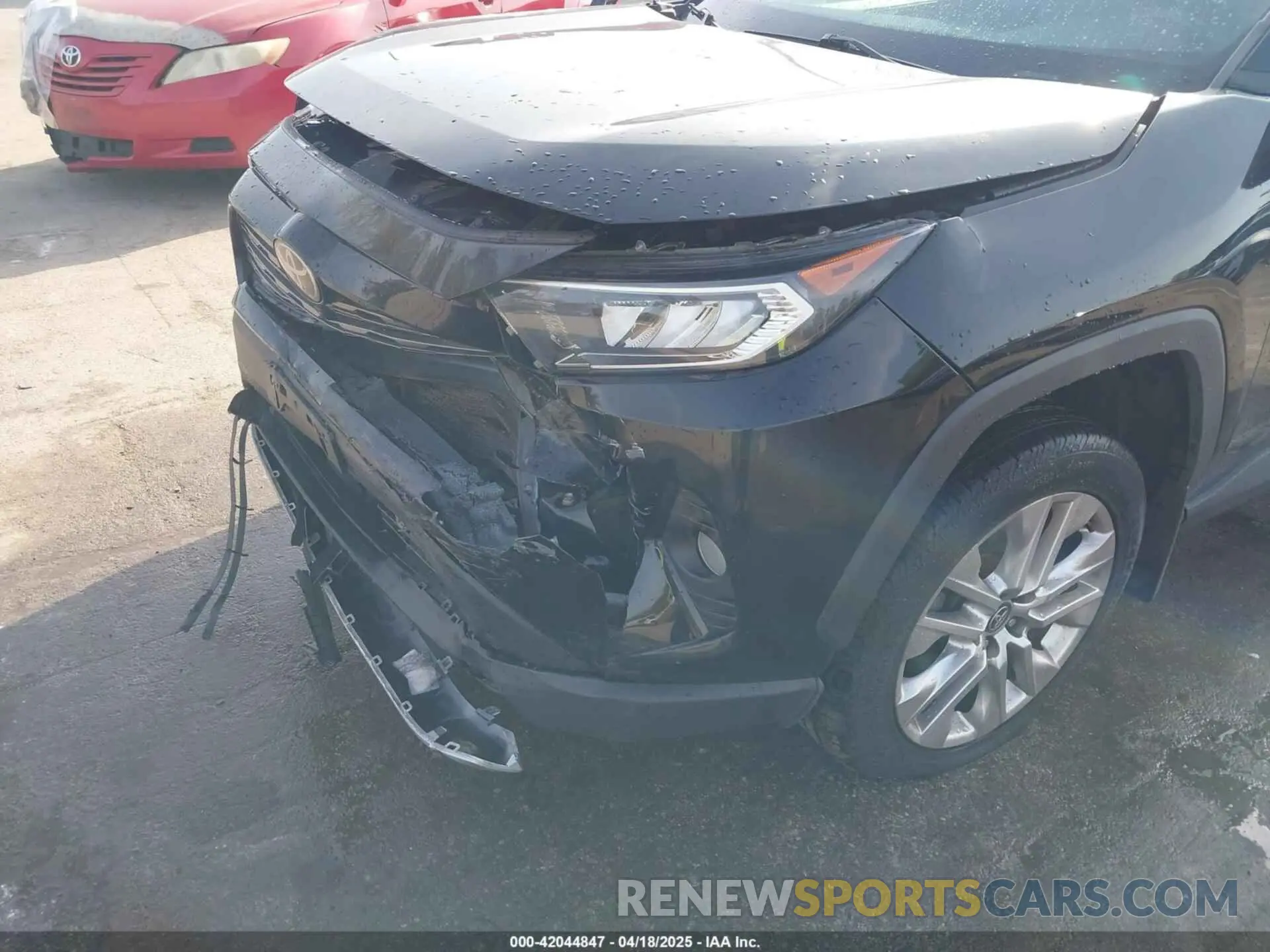 6 Photograph of a damaged car 2T3N1RFV2KC039246 TOYOTA RAV4 2019