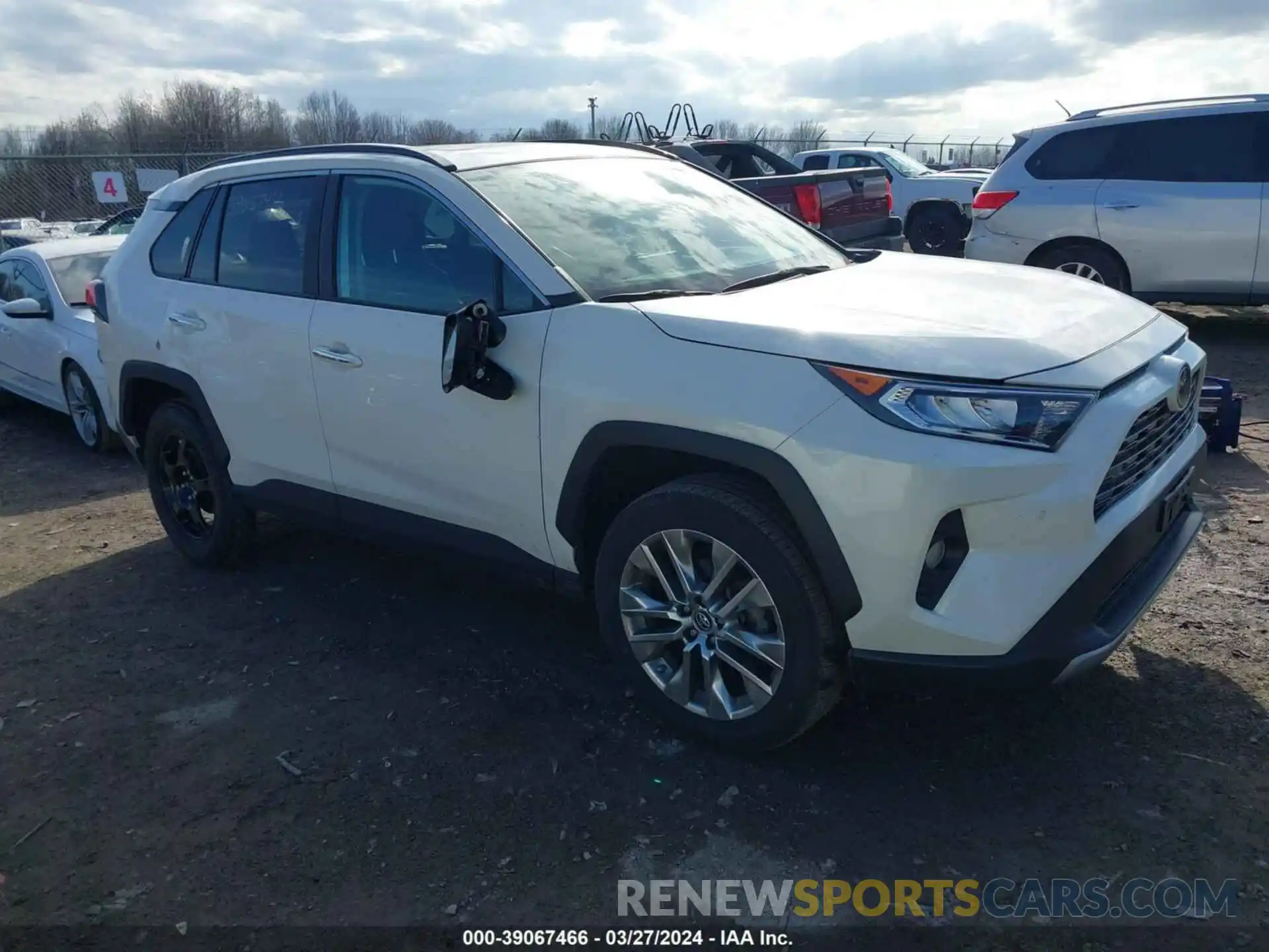 1 Photograph of a damaged car 2T3N1RFV3KW009218 TOYOTA RAV4 2019