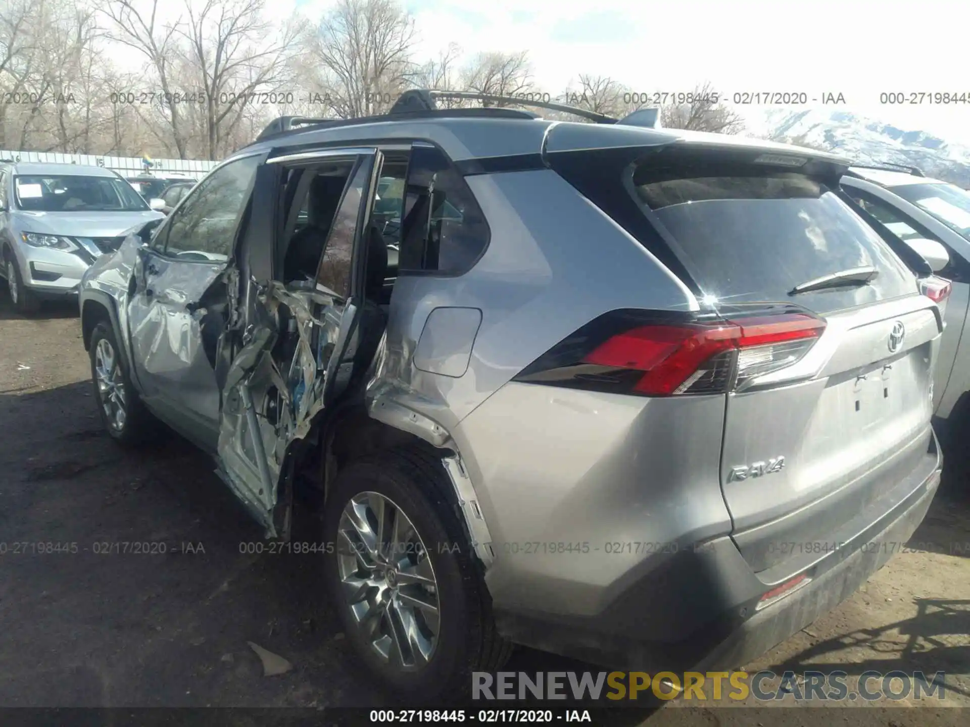 3 Photograph of a damaged car 2T3N1RFV5KW052233 TOYOTA RAV4 2019