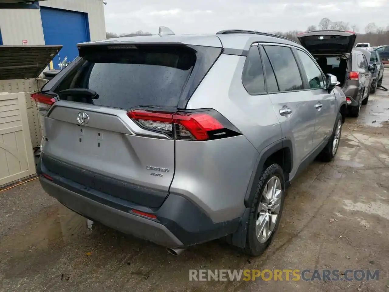 4 Photograph of a damaged car 2T3N1RFV6KC017606 TOYOTA RAV4 2019