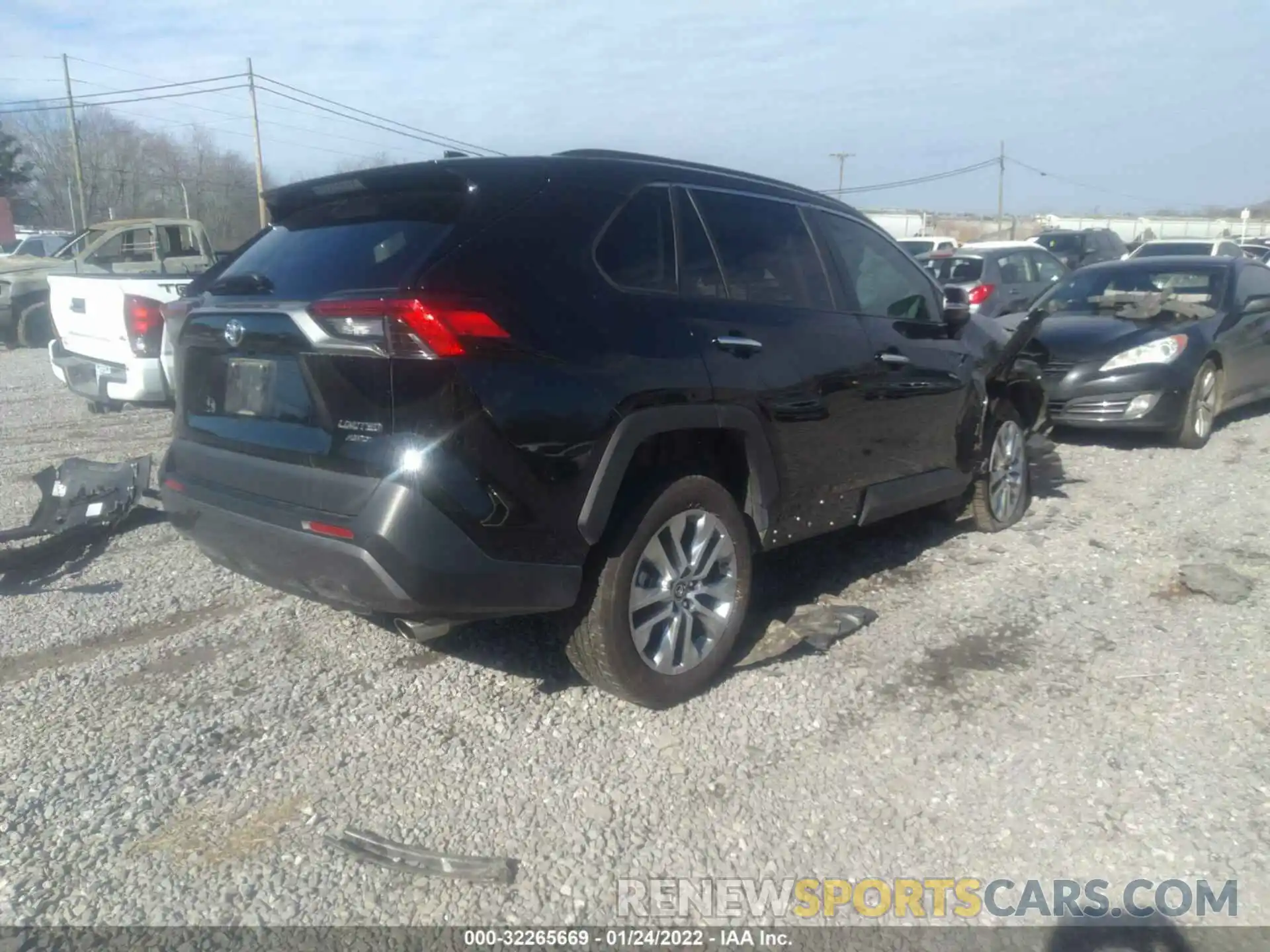 4 Photograph of a damaged car 2T3N1RFV7KC050372 TOYOTA RAV4 2019