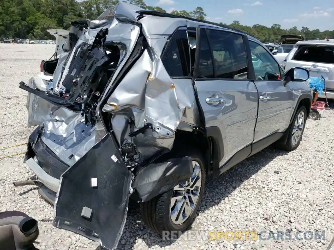 4 Photograph of a damaged car 2T3N1RFV7KW035997 TOYOTA RAV4 2019