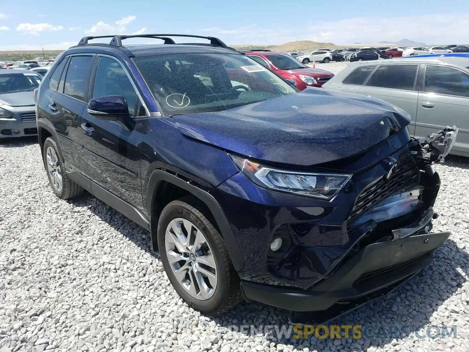 1 Photograph of a damaged car 2T3N1RFV8KC010608 TOYOTA RAV4 2019