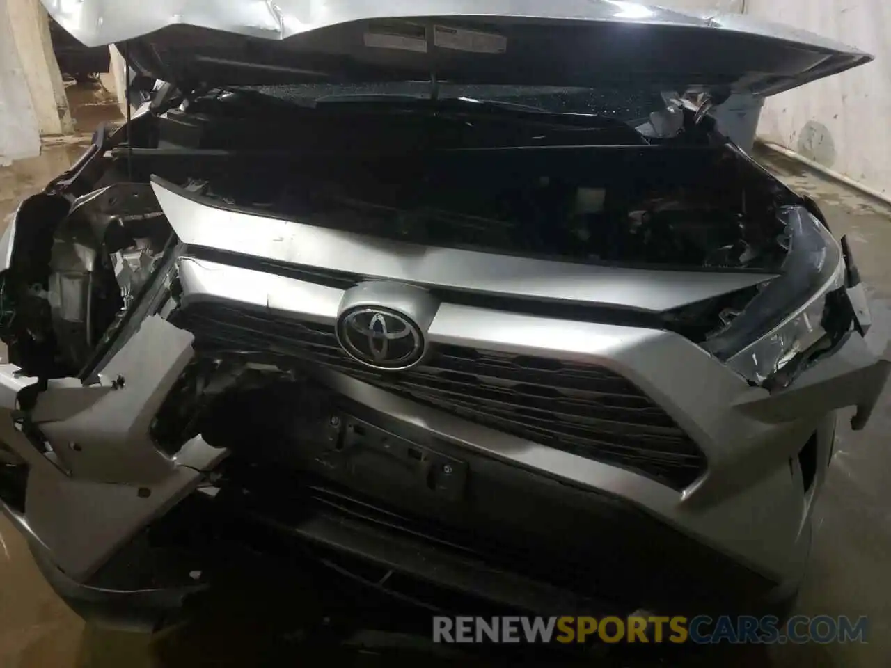 12 Photograph of a damaged car 2T3N1RFV8KC018451 TOYOTA RAV4 2019