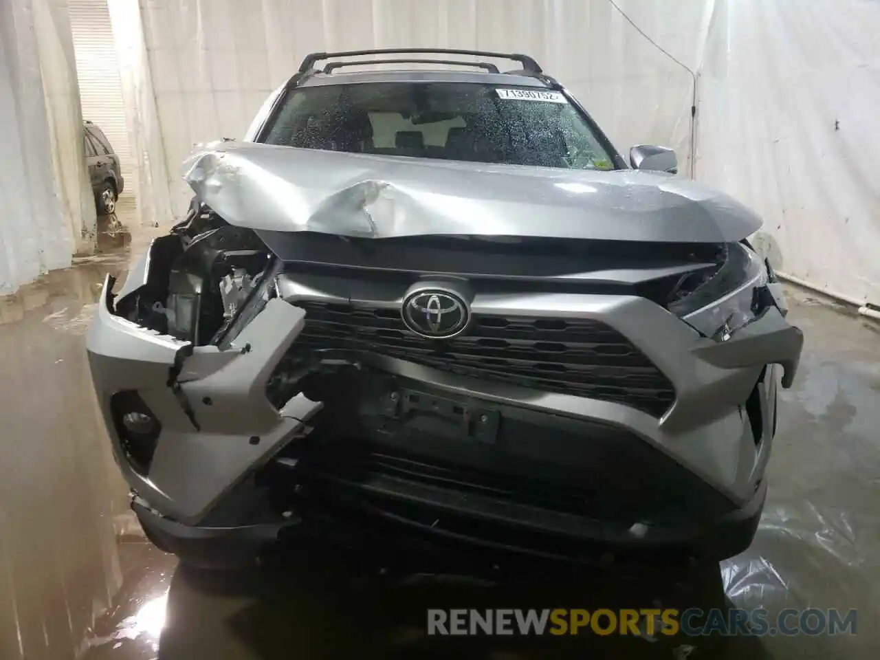 5 Photograph of a damaged car 2T3N1RFV8KC018451 TOYOTA RAV4 2019